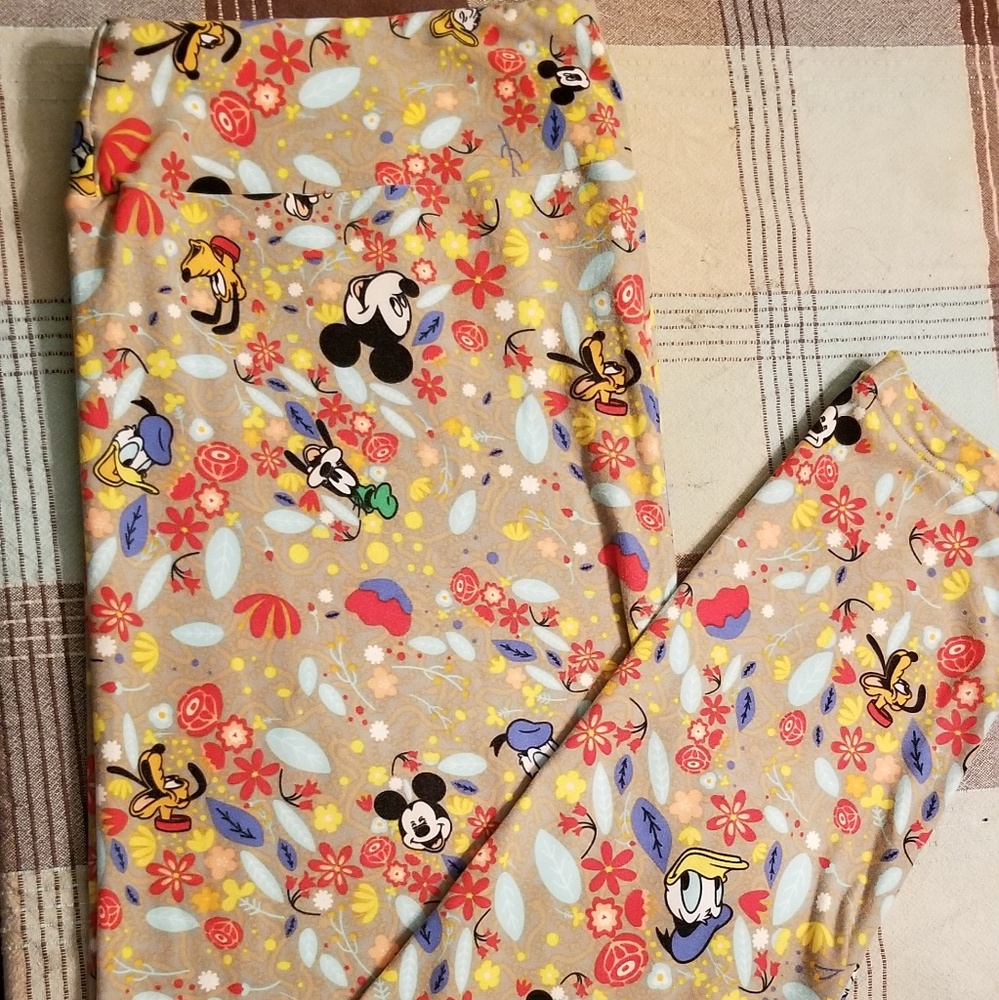 Lularoe TC Disney leggings